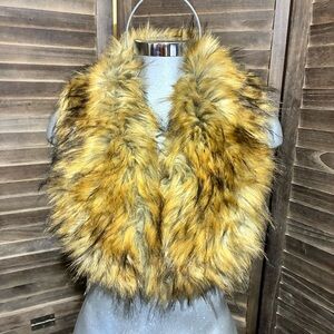 SoulYoung Faux Fur Collar Scarf Neck Warmer Wrap Tan/Brown 39” Long Indie Sleaze